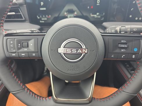 New 2026 Nissan Kicks SR FWD image 8