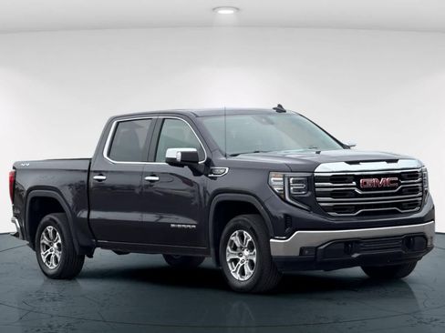 Used 2025 GMC Sierra 1500 SLT image 5