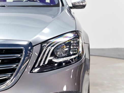 Used 2019 Mercedes-Benz S 560 4MATIC Sedan w/ Premium Package image 57