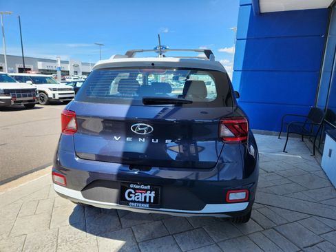 New 2026 Hyundai Venue SEL FWD image 19
