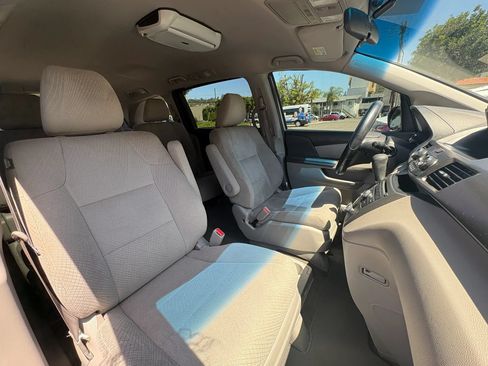 Used 2016 Honda Odyssey LX image 19