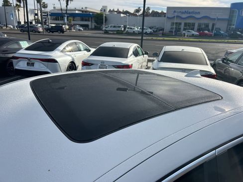 Used 2022 BMW X4 xDrive30i w/ Convenience Package image 14