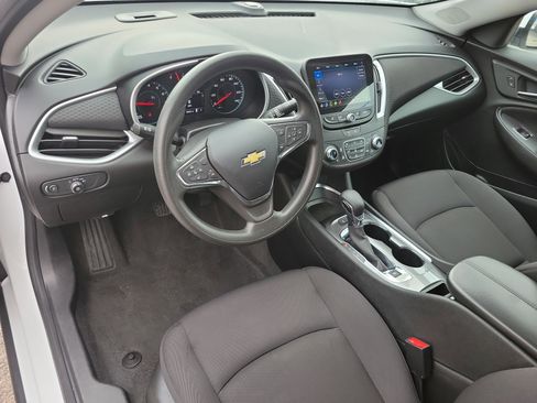 Used 2024 Chevrolet Malibu LT image 12