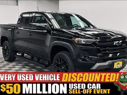 Used 2024 Chevrolet Colorado Z71 w/ LPO, Dark Essentials Package