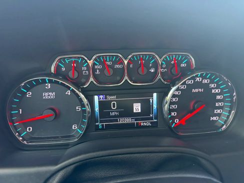 Used 2019 GMC Yukon XL SLT AWD/4WD image 11
