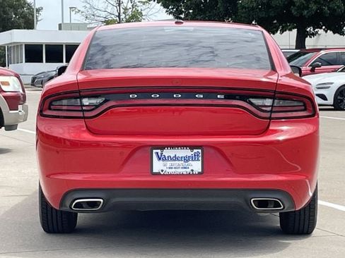 Used 2022 Dodge Charger SXT RWD image 5