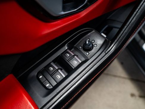 Used 2020 Lamborghini Urus image 40