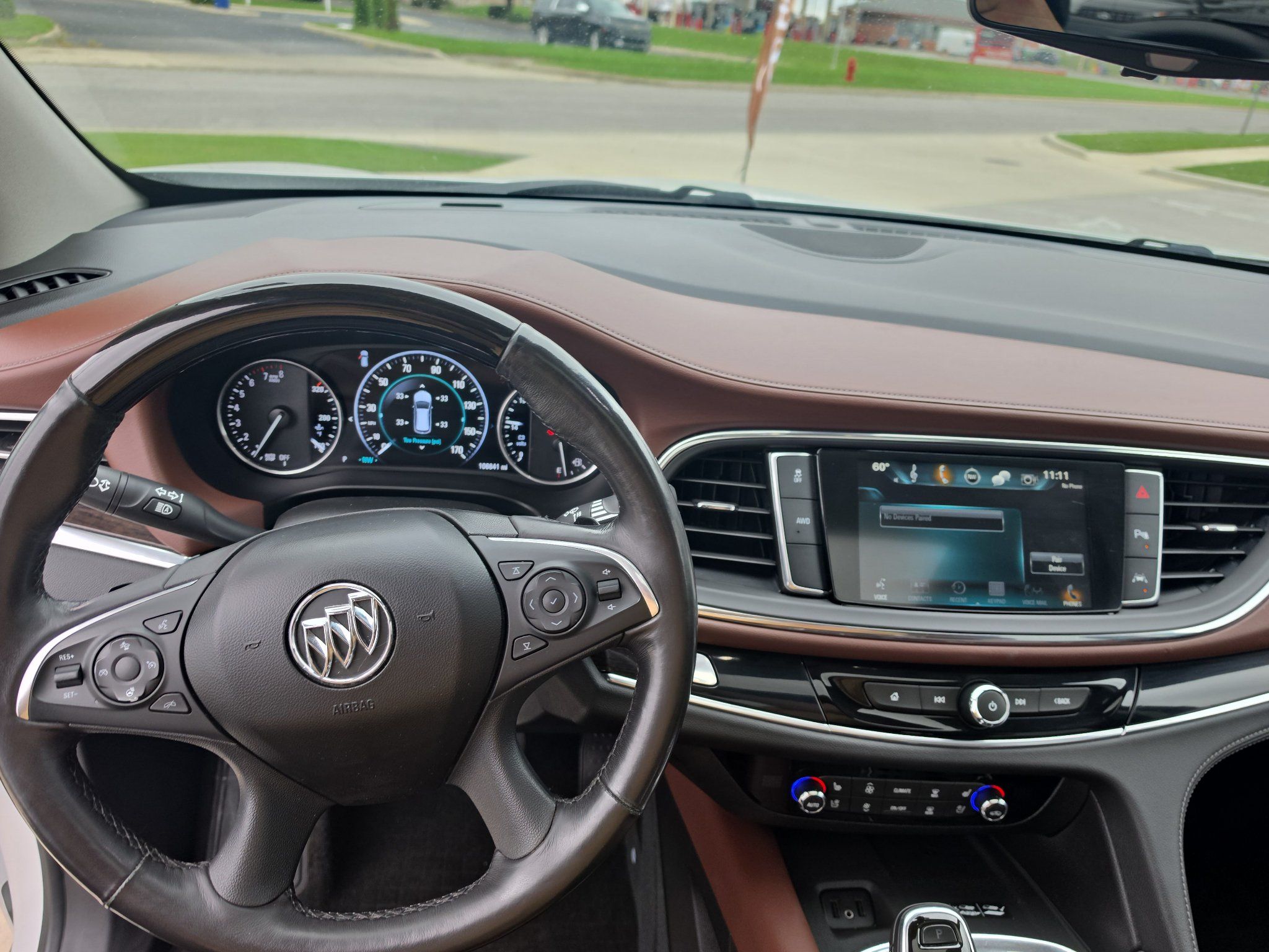 Used 2018 Buick Enclave Avenir AWD/4WD image 9