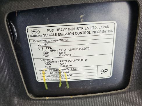 Used 2011 Subaru Outback 2.5i Premium image 14