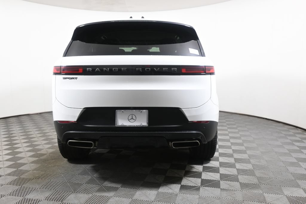 Used 2024 Land Rover Range Rover Sport SE AWD/4WD image 6