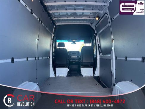 Used 2025 Mercedes-Benz Sprinter 2500 image 8