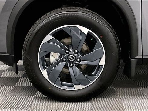 New 2026 Nissan Rogue SV w/ SV Premium Package image 11