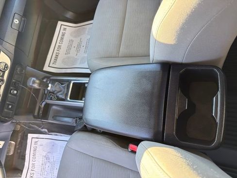 Used 2018 Toyota Tacoma SR5 image 25