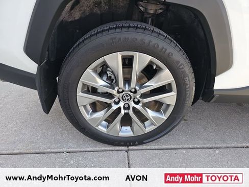 Used 2019 Toyota RAV4 XLE Premium image 38