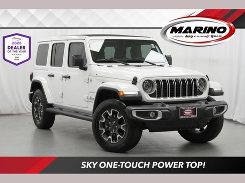 Used 2024 Jeep Wrangler Unlimited Sahara w/ Technology Group AWD/4WD image 1