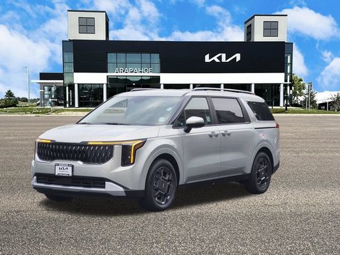 New 2026 Kia Carnival EX FWD image 4