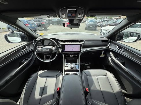 New 2026 Jeep Grand Cherokee L Limited AWD/4WD image 25