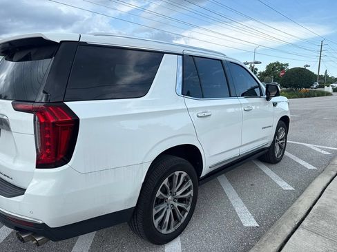 Used 2022 GMC Yukon Denali AWD/4WD image 5