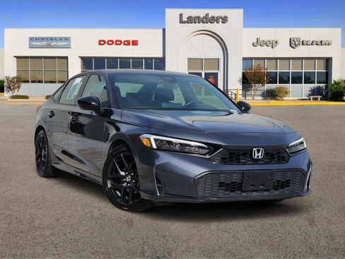 Used 2025 Honda Civic Sport image 1
