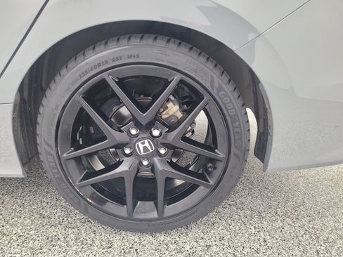 Used 2025 Honda Civic Sport image 6