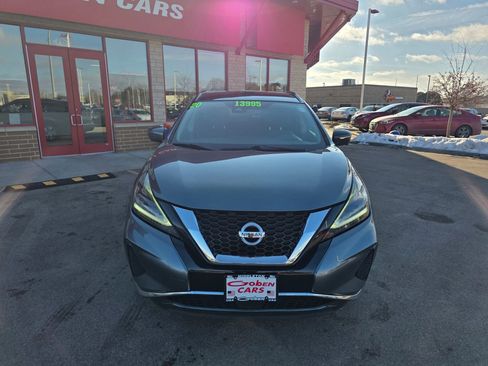 Used 2020 Nissan Murano SV image 2