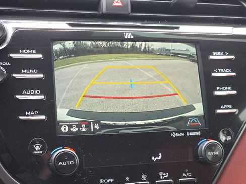 Used 2019 Toyota Camry XSE w/ Driver Assist Package image 12