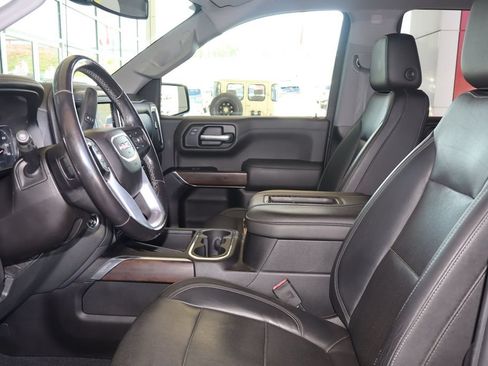 Used 2019 GMC Sierra 1500 SLT w/ SLT Premium Plus Package AWD/4WD image 17