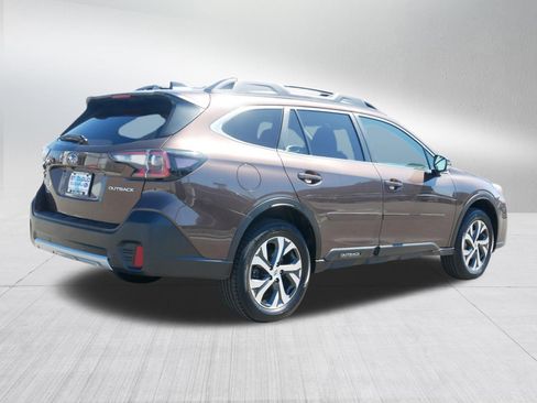 Used 2022 Subaru Outback Limited AWD/4WD image 7