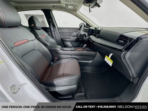 New 2026 Nissan Kicks SR w/ SR Premium Package image 28