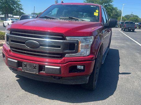 Used 2018 Ford F150 XLT w/ Equipment Group 302A Luxury AWD/4WD image 15