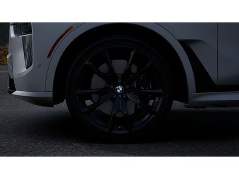 New 2027 BMW X7 M60i AWD/4WD image 7