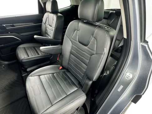 Used 2024 Kia Telluride SX Prestige AWD/4WD image 12