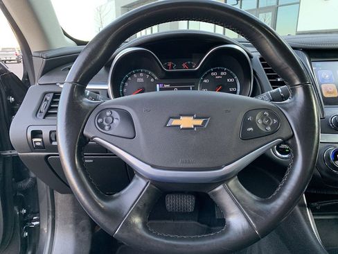 Used 2019 Chevrolet Impala LT image 16