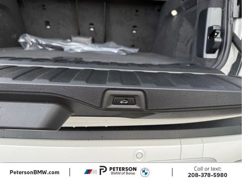 New 2026 BMW X5 xDrive40i AWD/4WD image 17
