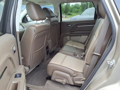Used 2009 Dodge Journey R/T w/ Convenience Group II AWD/4WD image 18