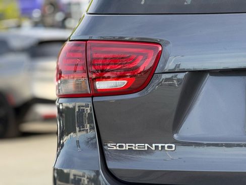Used 2019 Kia Sorento LX w/ Option Group 020 image 14