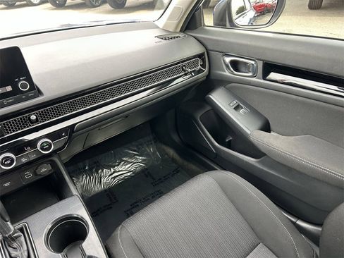 Used 2022 Honda Civic EX image 16