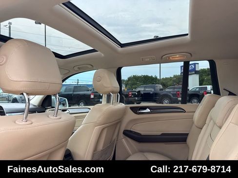 Used 2018 Mercedes-Benz GLS 450 4MATIC image 38
