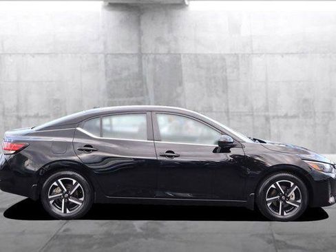 Used 2024 Nissan Sentra SV w/ All-Weather Package FWD image 5