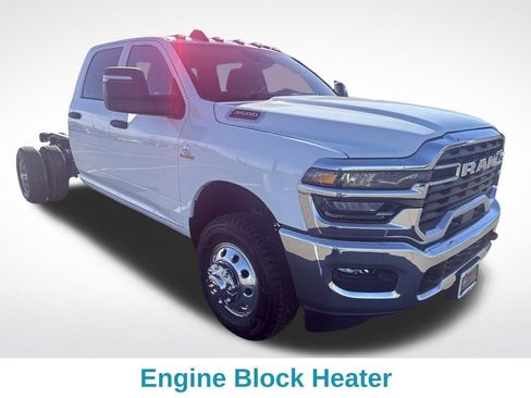 New 2026 RAM 3500 Tradesman w/ Chrome Appearance Group AWD/4WD image 8