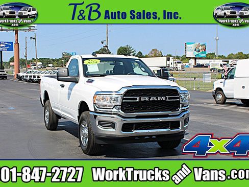 Used 2024 RAM 2500 Tradesman w/ Chrome Appearance Group AWD/4WD image 1