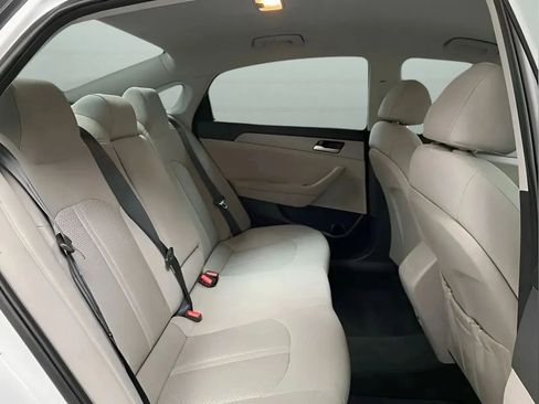 Used 2019 Hyundai Sonata SE FWD image 13