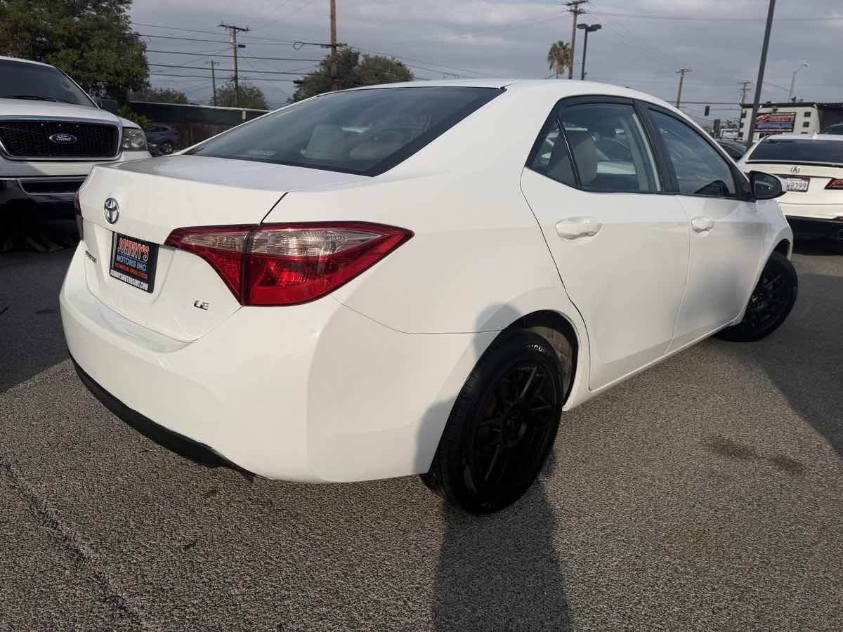 Used 2017 Toyota Corolla LE FWD image 7