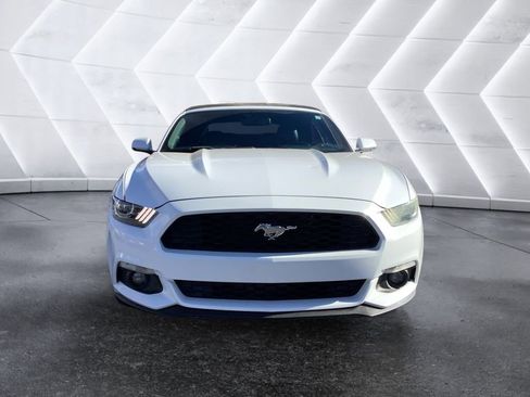 Used 2016 Ford Mustang Premium image 2