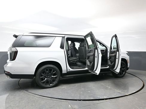 New 2026 Chevrolet Suburban RST w/ RST Capability Package image 56