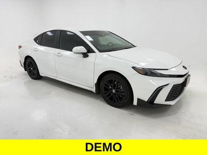 Used 2026 Toyota Camry SE w/ Convenience Package