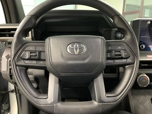 Used 2024 Toyota Tacoma SR5 AWD/4WD image 18