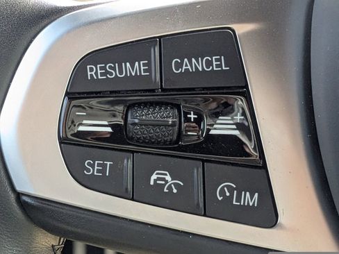 Used 2022 BMW Z4 M40i w/ Driving Assistance Package image 30