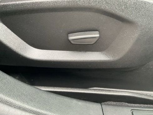 Used 2023 Ford Edge SEL AWD/4WD image 18