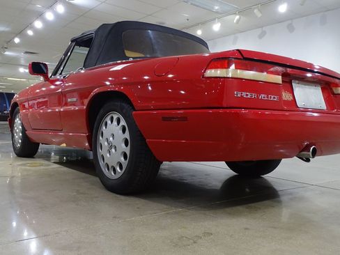 Used 1991 Alfa Romeo Spider Veloce RWD image 10